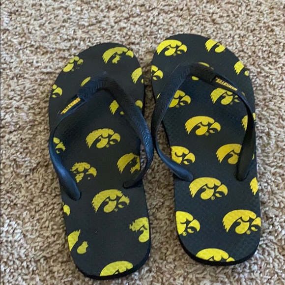 Iowa Hawkeye Flip flops - Picture 2 of 3